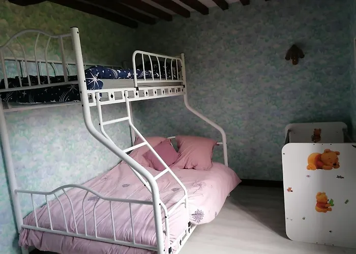 Holiday home Maison Entiere La Longe'yeres